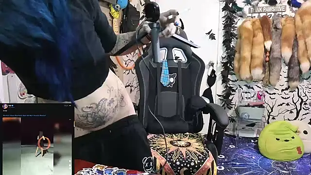 trashbrat online show from October 29, 7:12 am