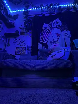 trashbrat online show from April 29, 3:10 am