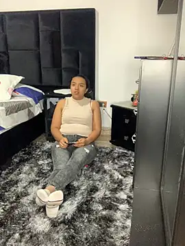 giselao online show from February 6, 12:25 am