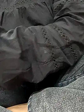 Red-Magic-25 online show from November 6, 6:52 am