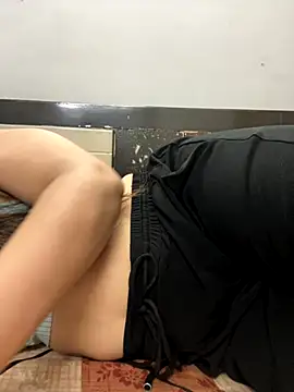 Snapshot of Red-Magic-25 chatting on September 20, 7:17 am Red-Magic-25 online show from September 20, 7:17 am