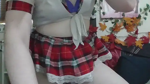 Snapshot of AverageRose chatting on September 29, 4:34 pm AverageRose online show from September 29, 4:34 pm
