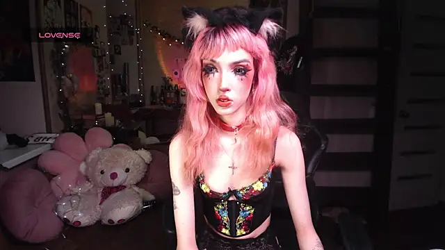 Ink  pleasure online show from March 3, 11:55 pm