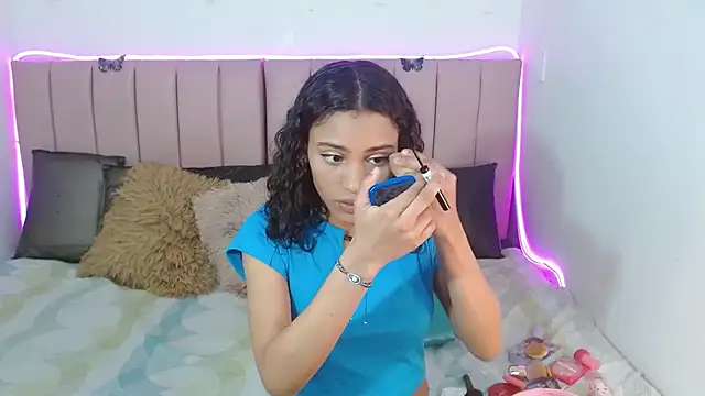 Corey Bless online show from September 9, 1:33 pm