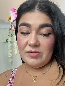 karla hotgirl online show from April 14, 1:05 am