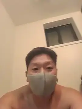 K0718 online show from March 12, 1:03 pm