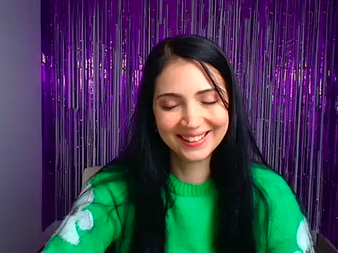 Snapshot of Amalia_amor chatting on October 7, 7:24 am Amalia amor online show from October 7, 7:24 am