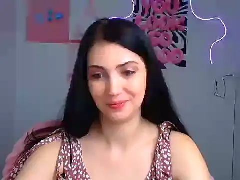 Snapshot of Amalia_amor chatting on October 14, 5:43 am Amalia amor online show from October 14, 5:43 am