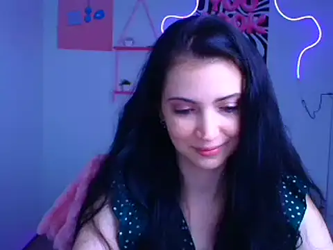 Snapshot of Amalia_amor chatting on October 20, 5:32 am Amalia amor online show from October 20, 5:32 am