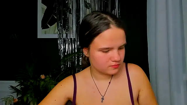 AdeleCruz online show from March 7, 1:07 pm