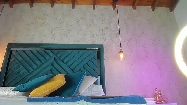 Marttina Ruiz online show from April 11, 7:28 pm