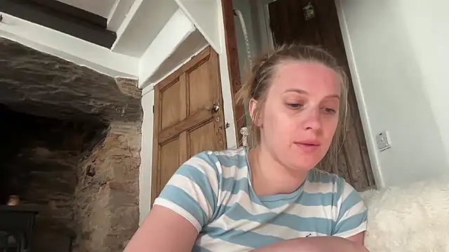 Ella-82 online show from June 29, 5:56 pm