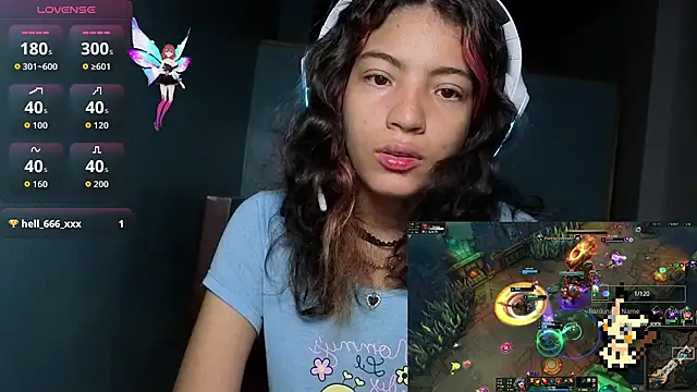 Lovelyamyy online show from November 18, 1:50 am