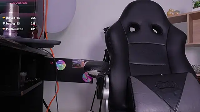 CleeoAdams  online show from March 7, 5:36 am