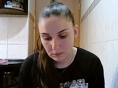 Yuliia30 online show from May 30, 6:37 pm