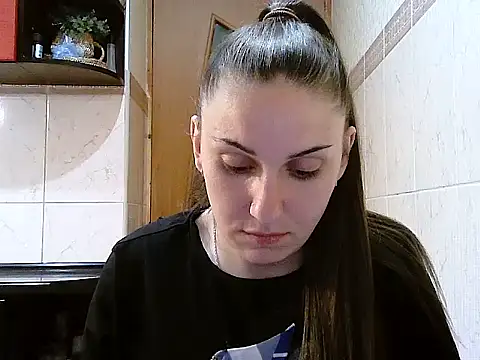 Yuliia30 online show from May 13, 6:02 pm