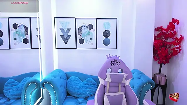 Akaza Hakuji  online show from March 2, 12:34 pm