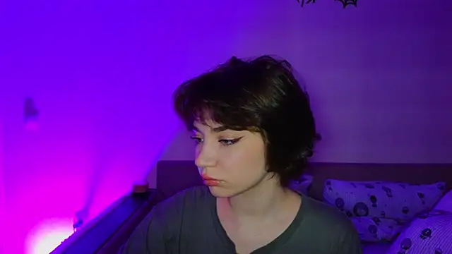 CassJonn online show from November 28, 7:28 pm