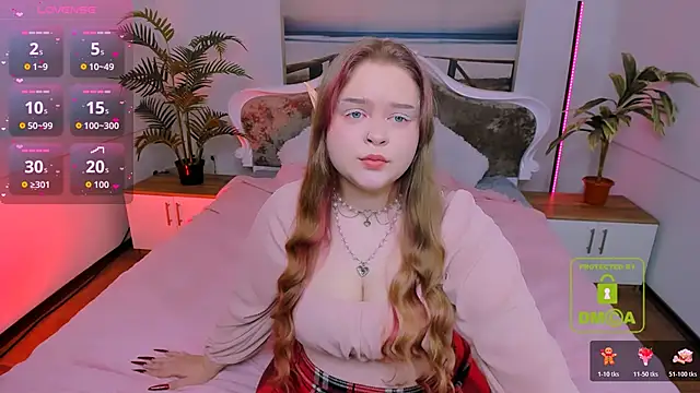 Erica  Alta online show from October 31, 7:23 am