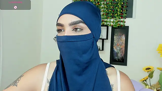 Snapshot of Maissa_Alabi chatting on September 18, 7:23 pm Maissa Alabi online show from September 18, 7:23 pm