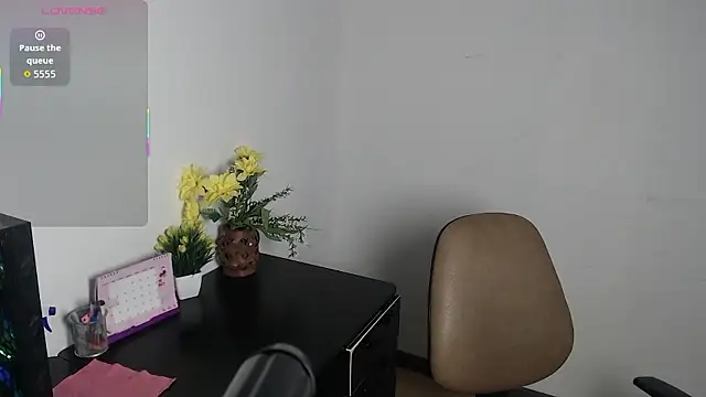 esmeralda-bk online show from January 14, 8:58 pm