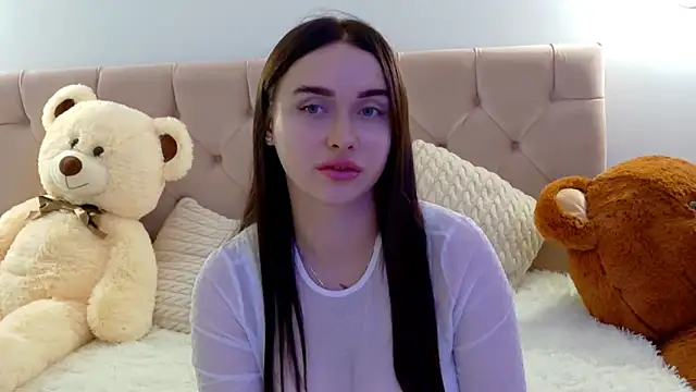 Lilliana Moon online show from October 16, 7:00 am