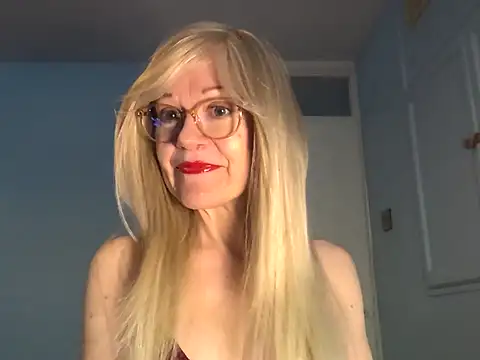 petina online show from September 11, 9:53 am