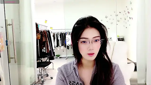 Snapshot of miaomiao-777 chatting on October 13, 1:41 am miaomiao-777 online show from October 13, 1:41 am