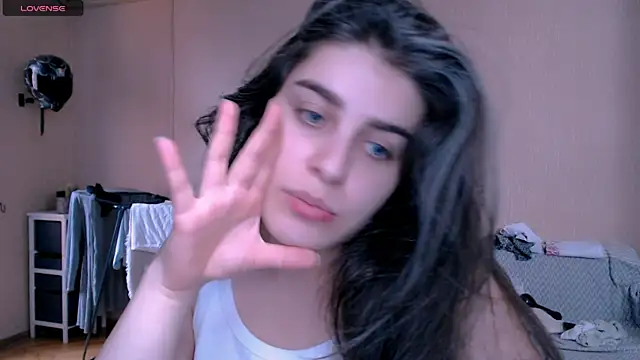 Snapshot of _Roselina_ chatting on September 28, 11:48 am Roselina online show from September 28, 11:48 am