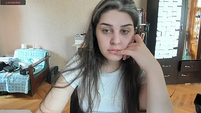  Roselina  online show from July 7, 7:23 am