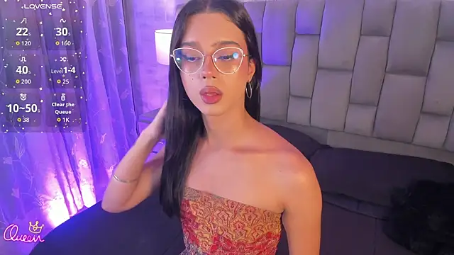 MattThompsonn online show from April 13, 9:10 am