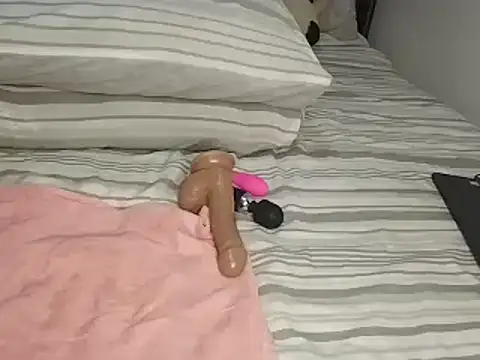 Snapshot of Chandy012 chatting on October 17, 9:51 pm Chandy012 online show from October 17, 9:51 pm