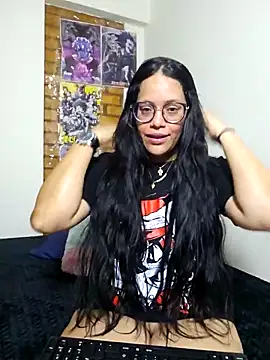 Snapshot of Karenfunny chatting on September 15, 12:08 am Karenfunny online show from September 15, 12:08 am