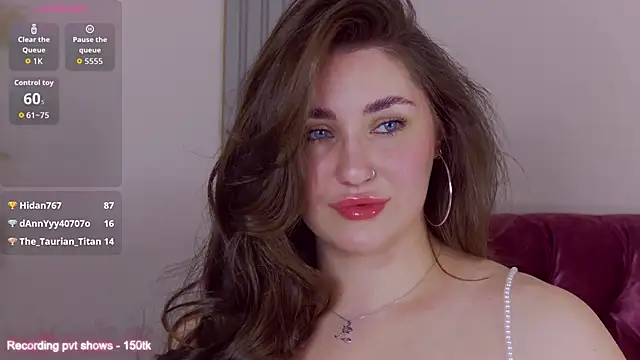 KiraBarlows online show from November 23, 7:32 am