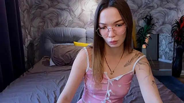 SusannJohnson online show from September 22, 12:53 am