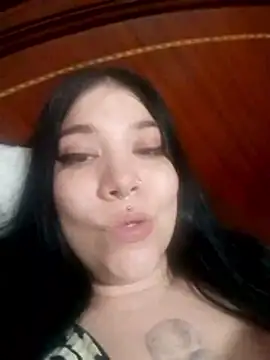 sharonnleon online show from June 11, 12:32 am