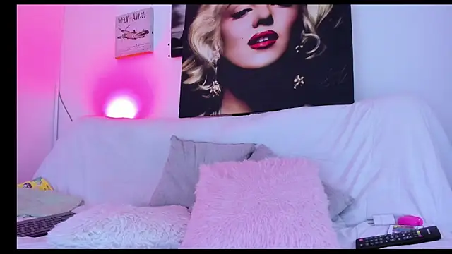 viktoria davis  online show from May 20, 1:57 am