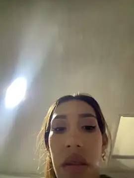 zoe storm online show from October 29, 7:05 pm