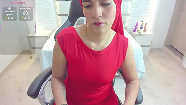 Zulema hamdi online show from October 12, 1:13 pm