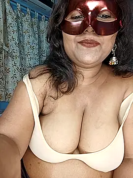 hevensex143 online show from March 3, 8:15 pm