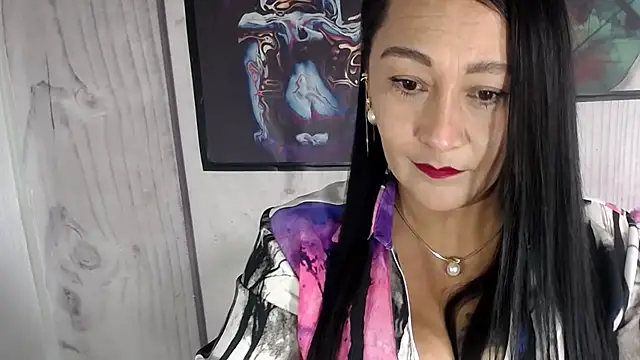 JULIANAWET69 online show from October 19, 6:32 pm