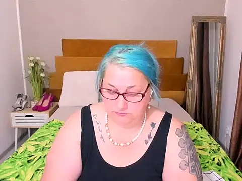 mayamayx online show from July 25, 6:37 pm