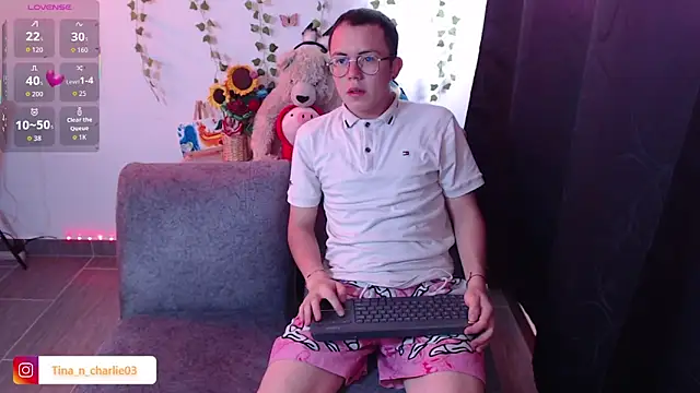 Tina 4 Charlie online show from March 13, 12:17 pm