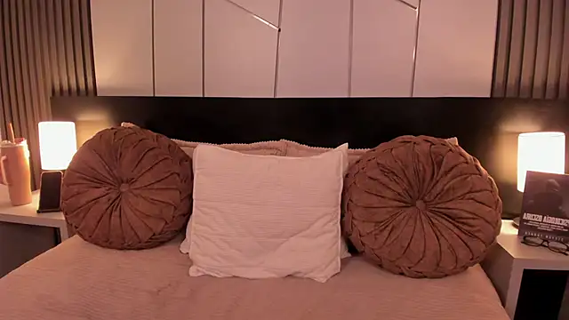 fiorella paris online show from November 27, 5:21 am