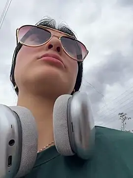 fiorella paris online show from February 23, 7:46 pm