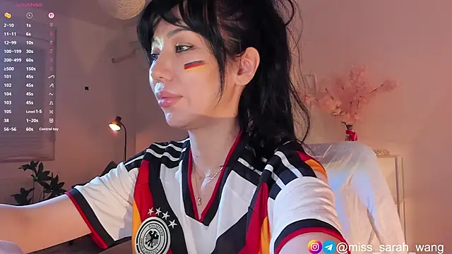 sarah wang online show from June 14, 5:35 pm