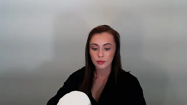 Nikonara Love online show from November 3, 7:29 pm