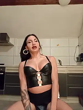 PiccolaDany online show from September 26, 5:10 pm