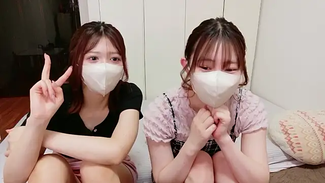 NA-KAREN-V8 online show from June 8, 3:35 pm