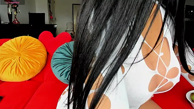 Snapshot of willow_boobs chatting on September 22, 9:24 pm willow boobs online show from September 22, 9:24 pm